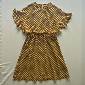 LOFT Mustard Yellow White Polka Dot Flutter Sleeve Mini Dress Fitted Waist XS/P